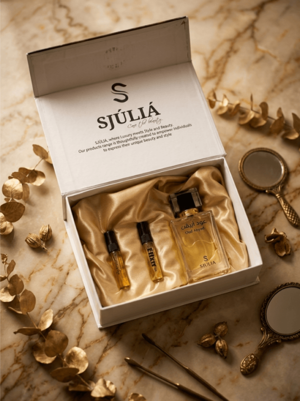 Oud Abyad (White Aoud) by Sjulia Oud Abyad (White Aoud) by Sjulia