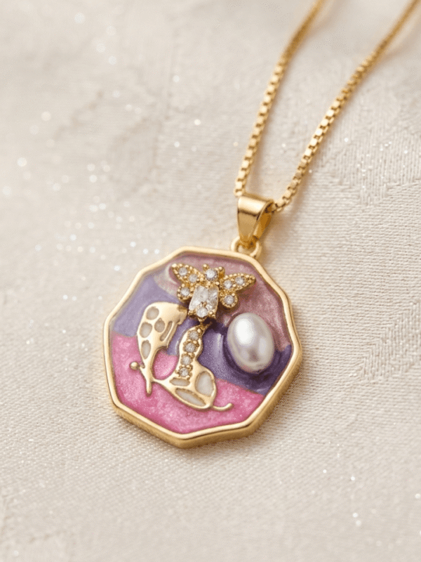 Elegant Pendant