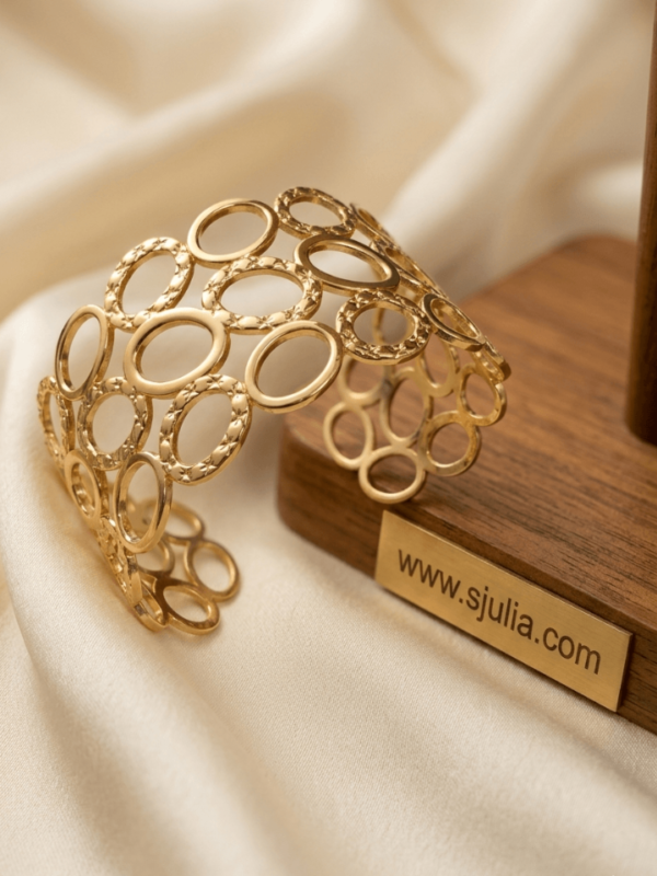 Stainless Steel Handcuff by sjulia