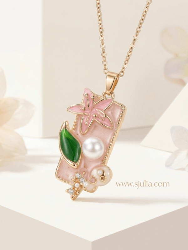 Elegant Pendant