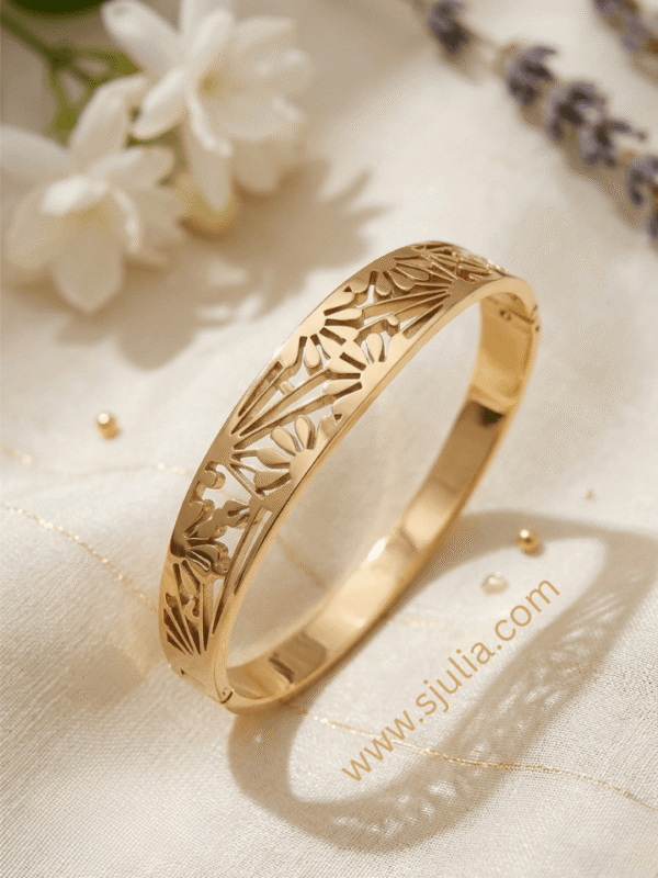Classic Arrabain Design Handcuff