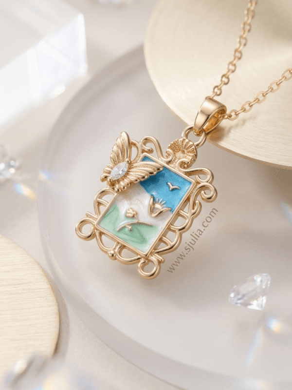 Elegant Pendant