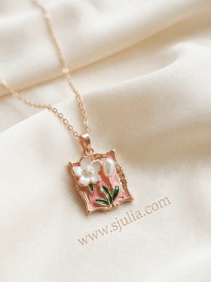 Elegant Pendant