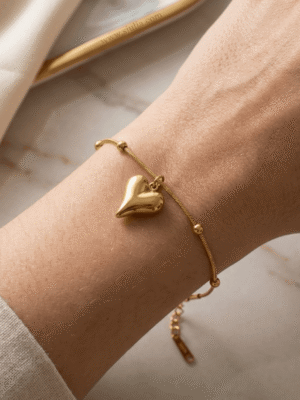 Heart Chain Bracelet by Sjulia Heart Chain Bracelet by Sjulia