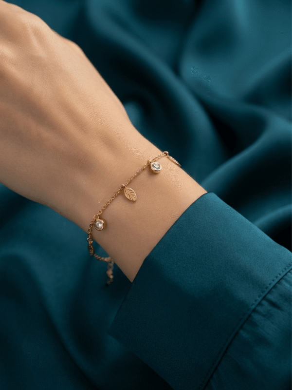 Barg Gold Leaf Crystal Charm Bracelet Barg Gold Leaf Crystal Charm Bracelet