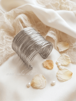 Bangle cuff 001 by Sjulia