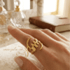 Dilara Jahan – Gold Abstract Branch Ring