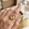 Zeenat-e-Mahal – Gold Swirl Pinwheel Ring Zeenat-e-Mahal – Gold Swirl Pinwheel Ring