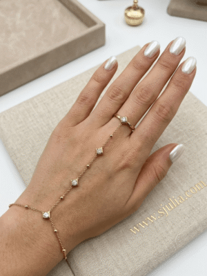 Stylish Hand Chain by Sjulia