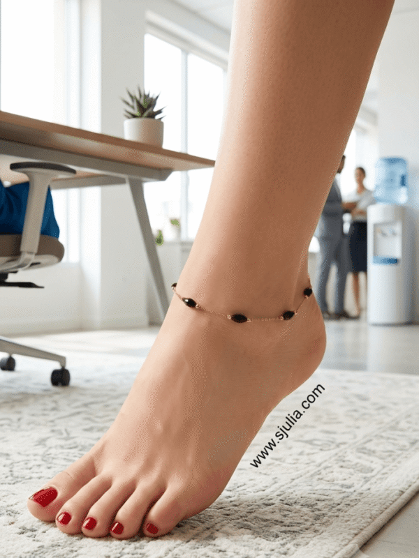 41 Nazam — Minimal Chain Anklet