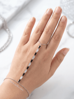 Stylish Hand Chain by Sjulia Stylish Hand Chain by Sjulia