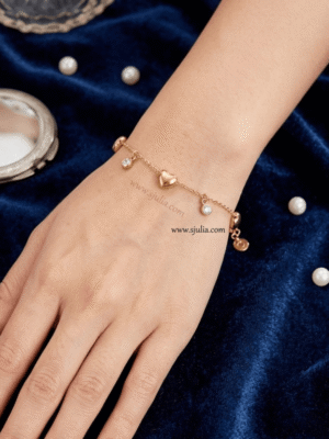 Heart Chain Bracelet by Sjulia Heart Chain Bracelet by Sjulia