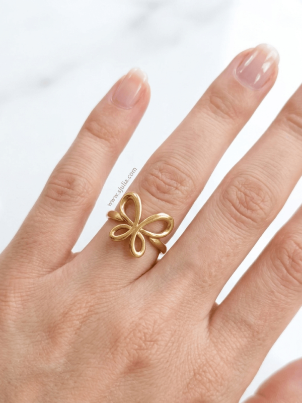 Adjustable Ring by Sjulia Adjustable Ring by Sjulia