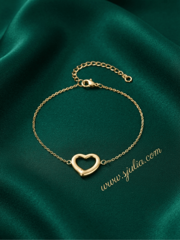 Dilkash Gold Open Heart Bracelet