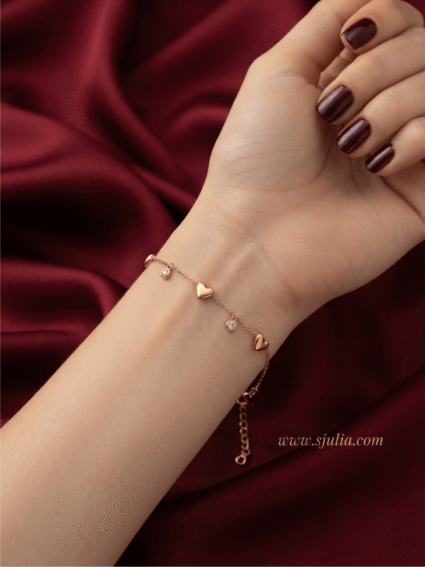 Rukhsar Heart Crystal Bracelet