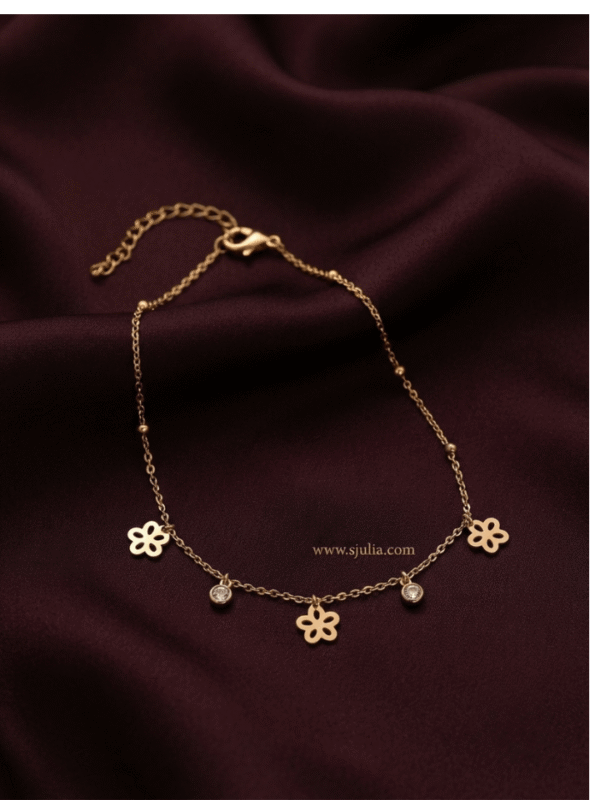 Dainty Gold Flower Charm Anklet Dainty Gold Flower Charm Anklet