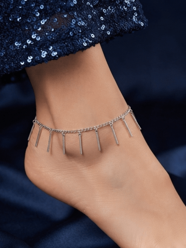 Chandi – Silver Fringe Bar Anklet worn on ankle Chandi – Silver Fringe Bar Anklet worn on ankle
