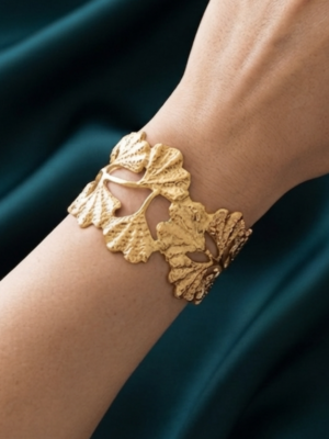 Layla – Leaf Motif Handcuff worn on wrist Layla – Leaf Motif Handcuff worn on wrist