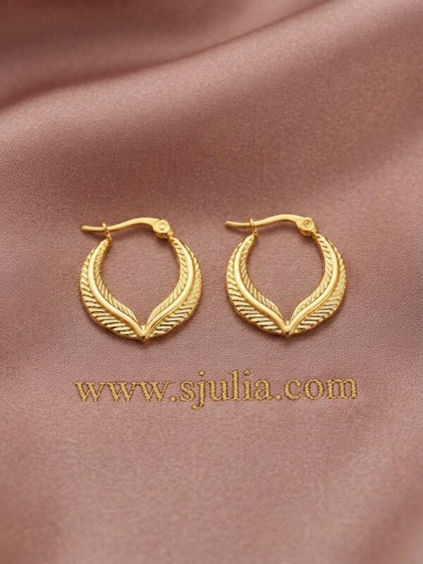 Areeba – Feather Leaf Gold Hoop Earrings Areeba – Feather Leaf Gold Hoop Earrings
