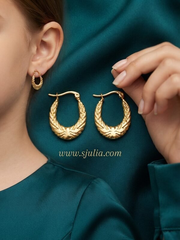 Sabreen – Laurel Leaf Gold Hoop Earrings Sabreen – Laurel Leaf Gold Hoop Earrings