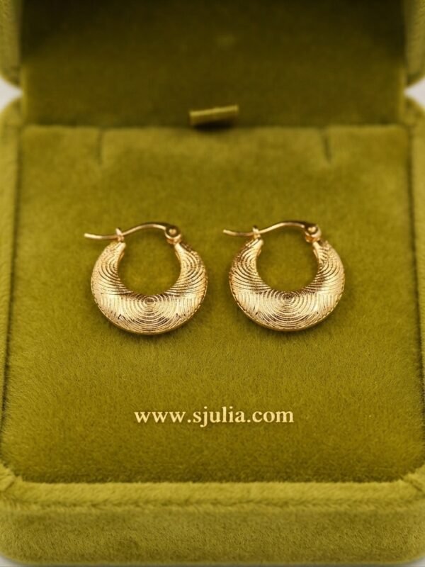 Rida – Swirl Etched Gold Hoop Earrings Rida – Swirl Etched Gold Hoop Earrings