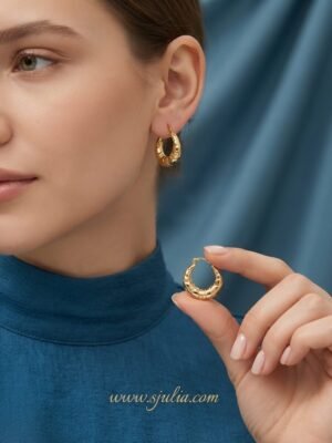 Amal – Textured Vintage Gold Hoop Earrings