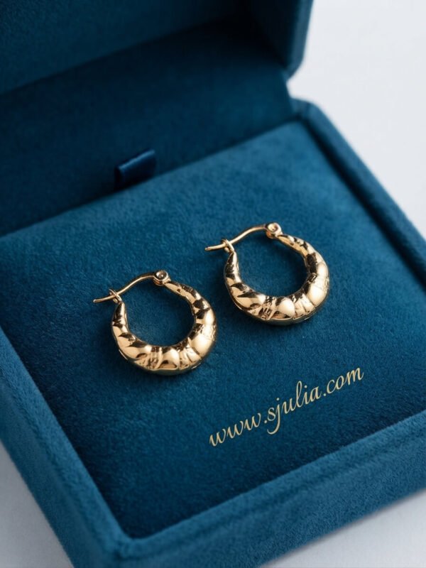 Amal – Textured Vintage Gold Hoop Earrings Amal – Textured Vintage Gold Hoop Earrings