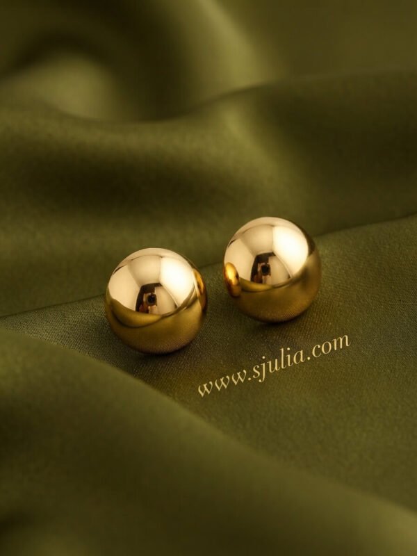 Anaya – Round Gold Ball Stud Earrings Anaya – Round Gold Ball Stud Earrings