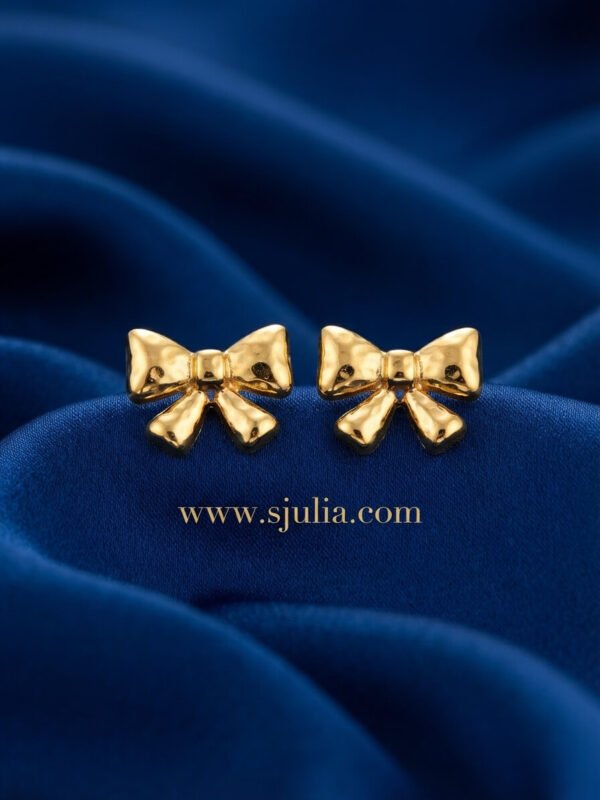 Rivaa – Textured Gold Bow Stud Earrings Rivaa – Textured Gold Bow Stud Earrings