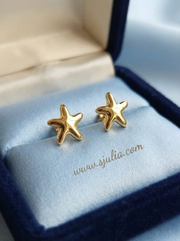 Tara – Textured Gold Butterfly Stud Earrings Tara – Textured Gold Butterfly Stud Earrings