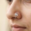 Aria – Silver Daisy Crystal Nose Pin Aria – Silver Daisy Crystal Nose Pin