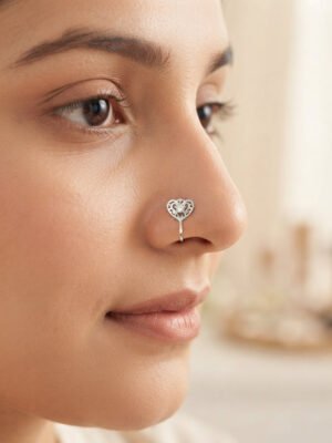 Zaina – Silver Filigree Heart Nose Ring