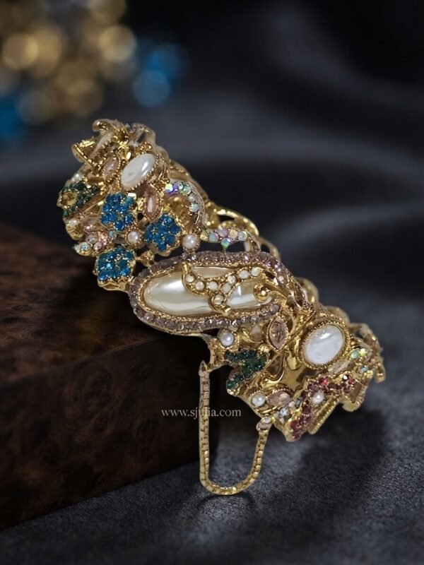 Mehak – Royal Turkish Gold Filigree Crown Cuff Bracelet Mehak – Royal Turkish Gold Filigree Crown Cuff Bracelet