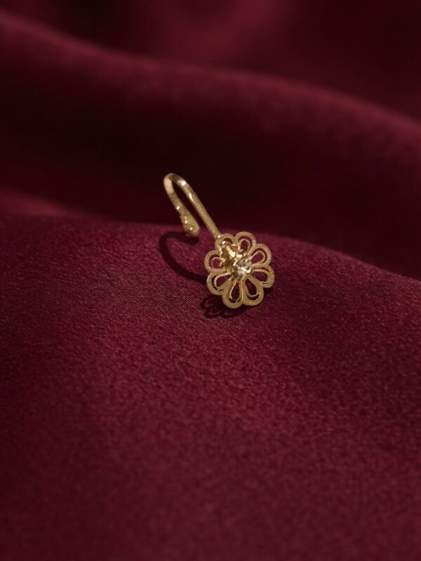 Mira – Gold Loop Flower Nose Ring Mira – Gold Loop Flower Nose Ring