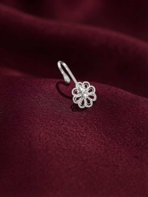 nose ring, nose ring silver, flower nose ring, loop nose ring, crystal nose ring, dainty nose ring