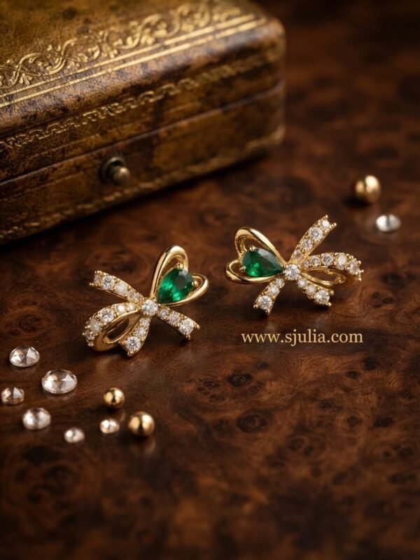 Sana – Gold Mint Crystal Bow Studs