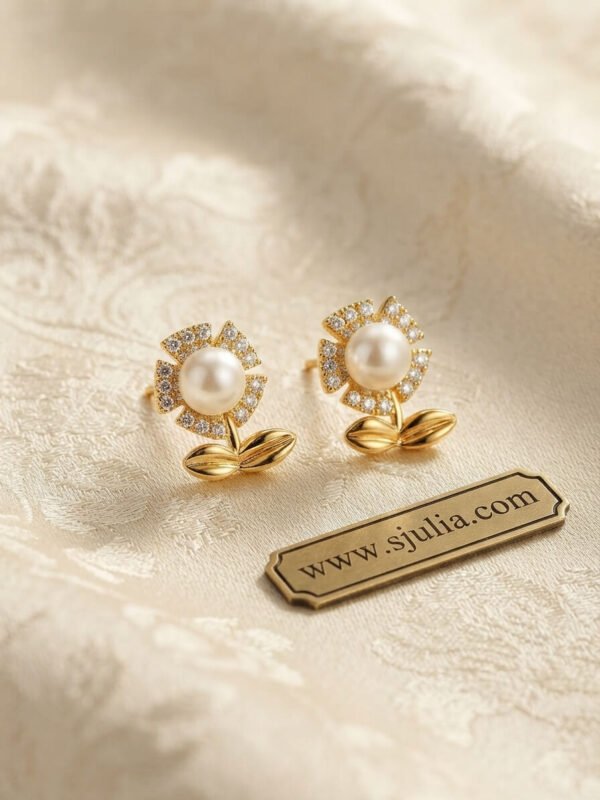 Meher – Gold Pearl Flower Stem Studs