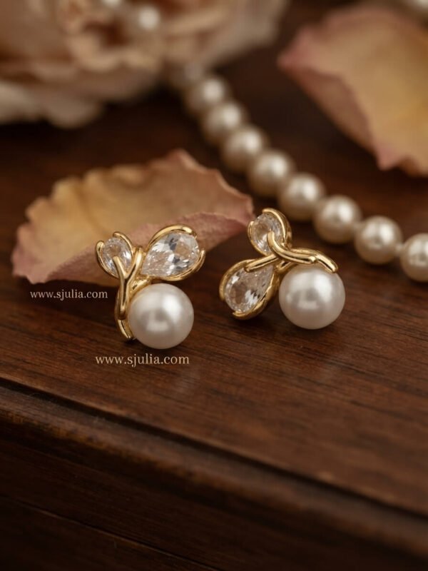Elani – Gold Pearl Leaf Studs Elani – Gold Pearl Leaf Studs