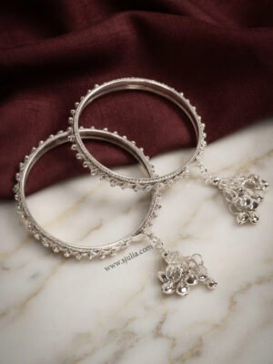 Hania – Silver Beaded Edge Jhumka Kara Hania – Silver Beaded Edge Jhumka Kara