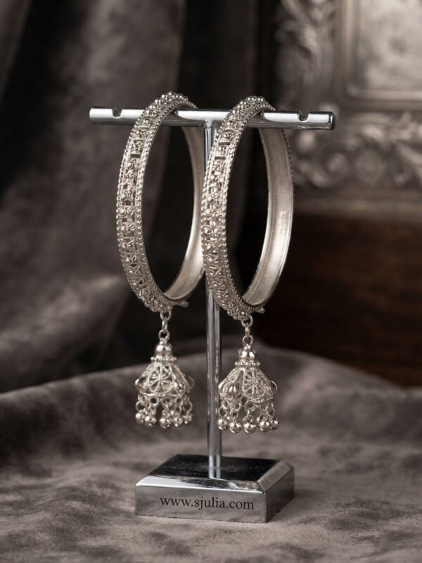 Hania – Silver Beaded Edge Jhumka Kara Hania – Silver Beaded Edge Jhumka Kara