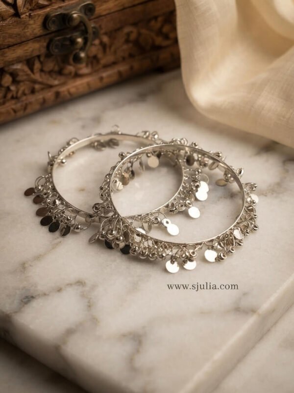Meera – Silver Beaded Sequin Kara Meera – Silver Beaded Sequin Kara