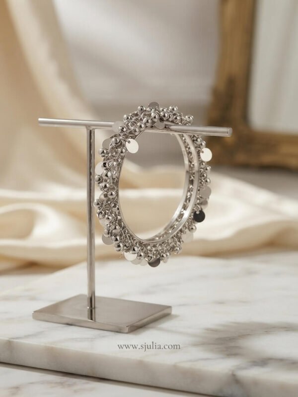 Meera – Silver Beaded Sequin Kara Meera – Silver Beaded Sequin Kara