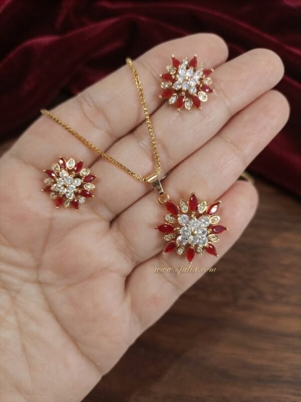 Sana – Gold Red Crystal Layered Starburst Pendant Set Sana – Gold Red Crystal Layered Starburst Pendant Set
