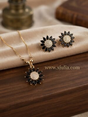 Selin – Gold Black Crystal Daisy Pendant Set Selin – Gold Black Crystal Daisy Pendant Set